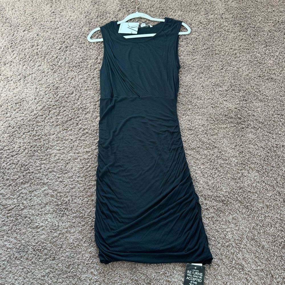 DIANE VON FURSTENBERG DVF Black Ruched Sleeveless Dress Silk Blend LBD M NEW - Picture 2 of 15